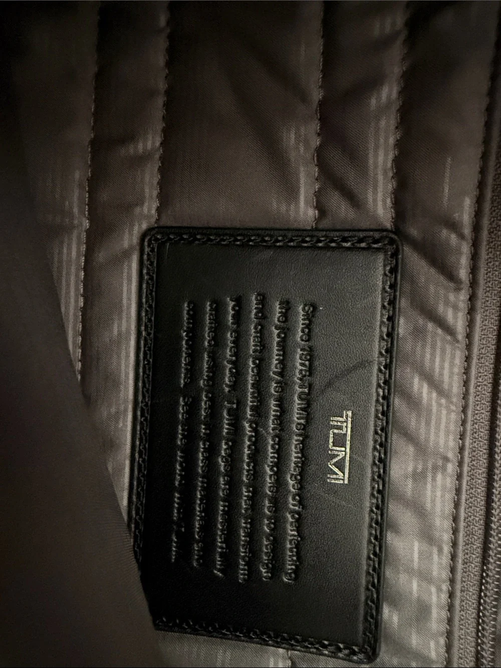 Tumi versatile black